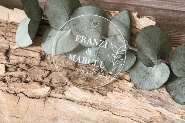 Anhänger aus Acryl / Hochzeit / Brautpaar - personalisiert -